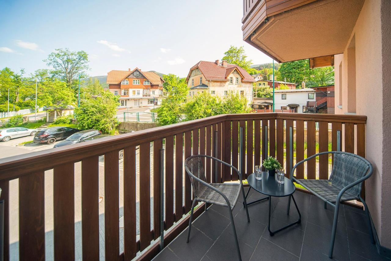 Apartamenty Sun Seasons 24 - Nad Lomnica 14 Centrum Karpacz Exteriör bild